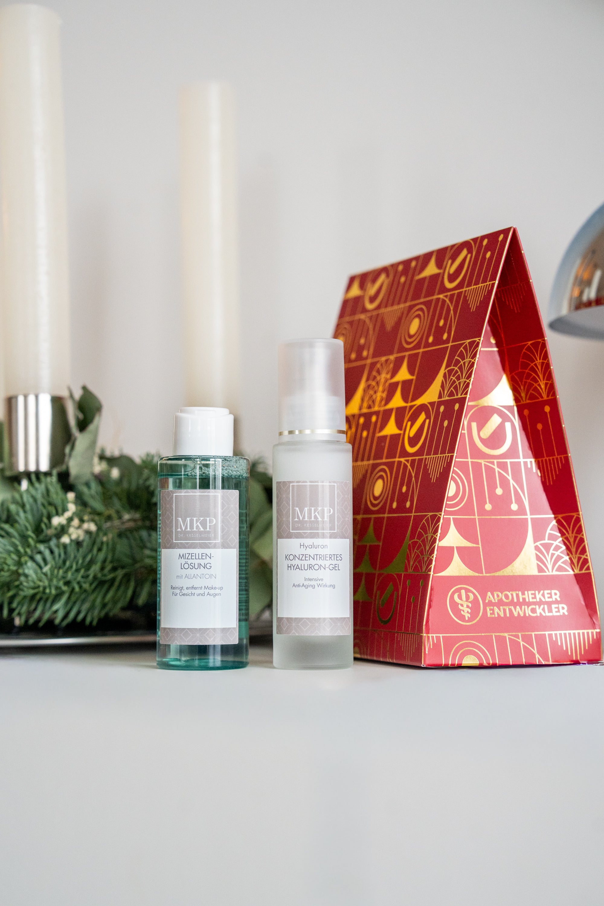 Weihnachtsbundle mit zwei MKP Pflegeprodukten
